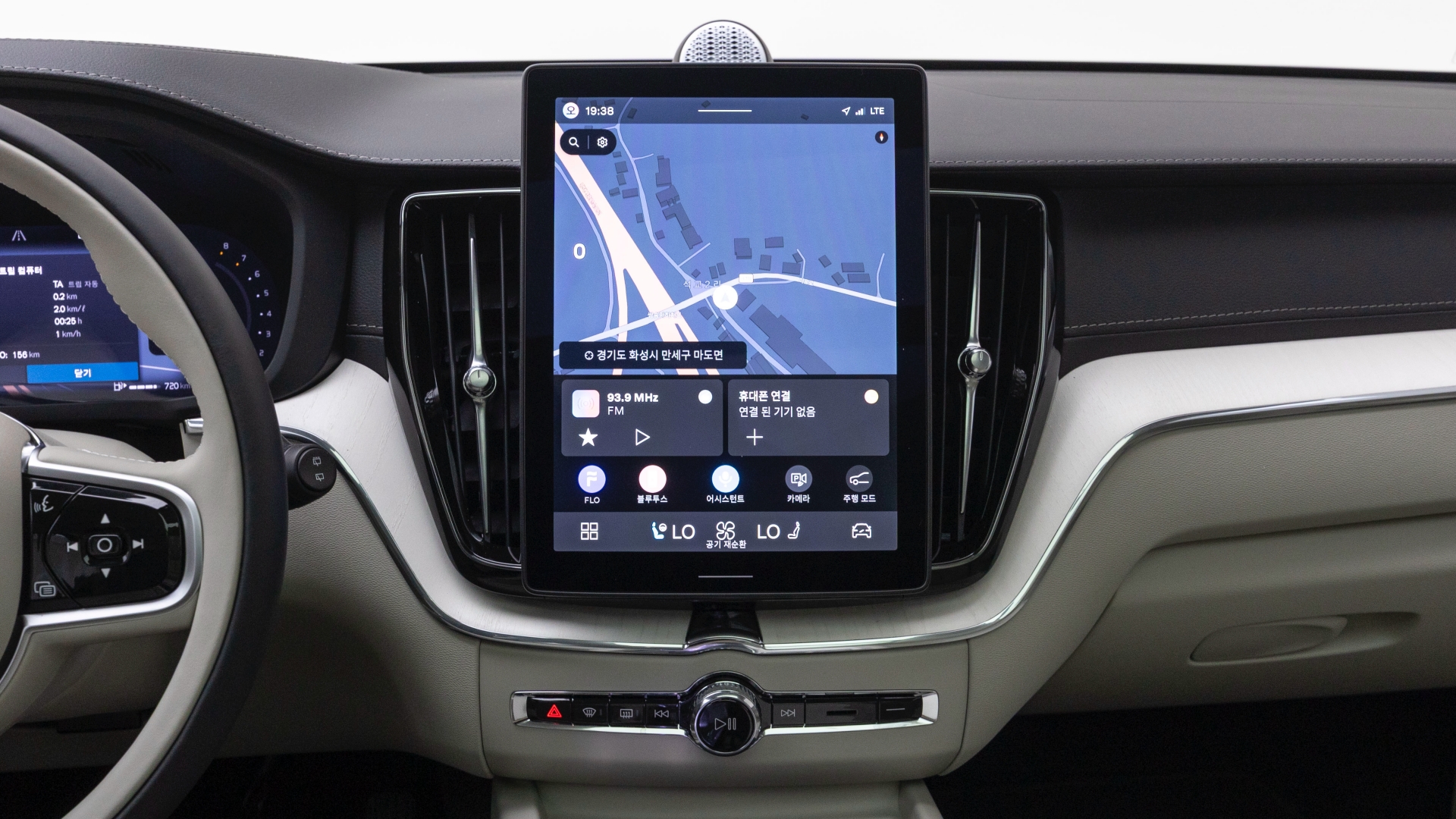 볼보 XC60 사진 30