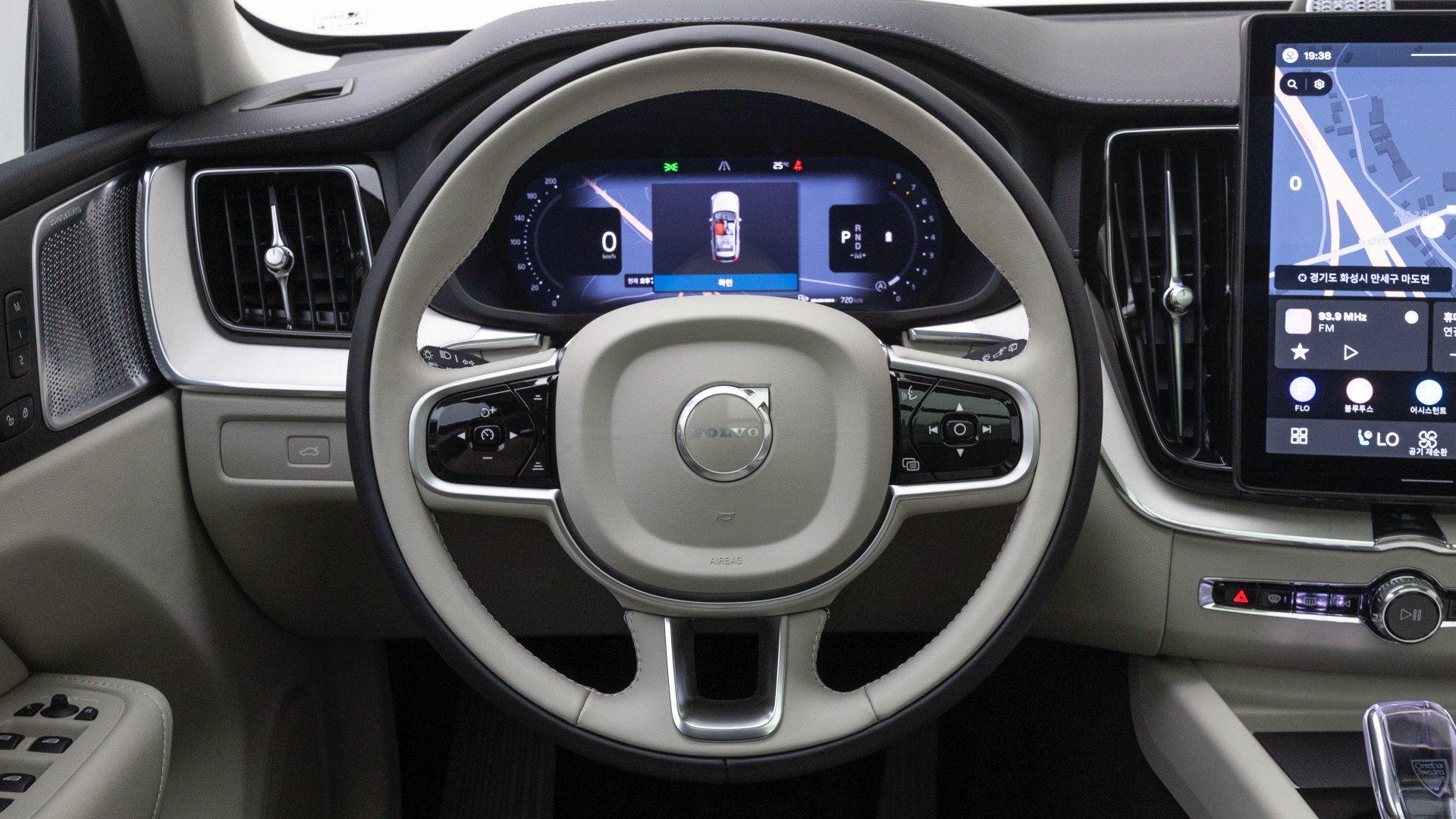 볼보 XC60 사진 28