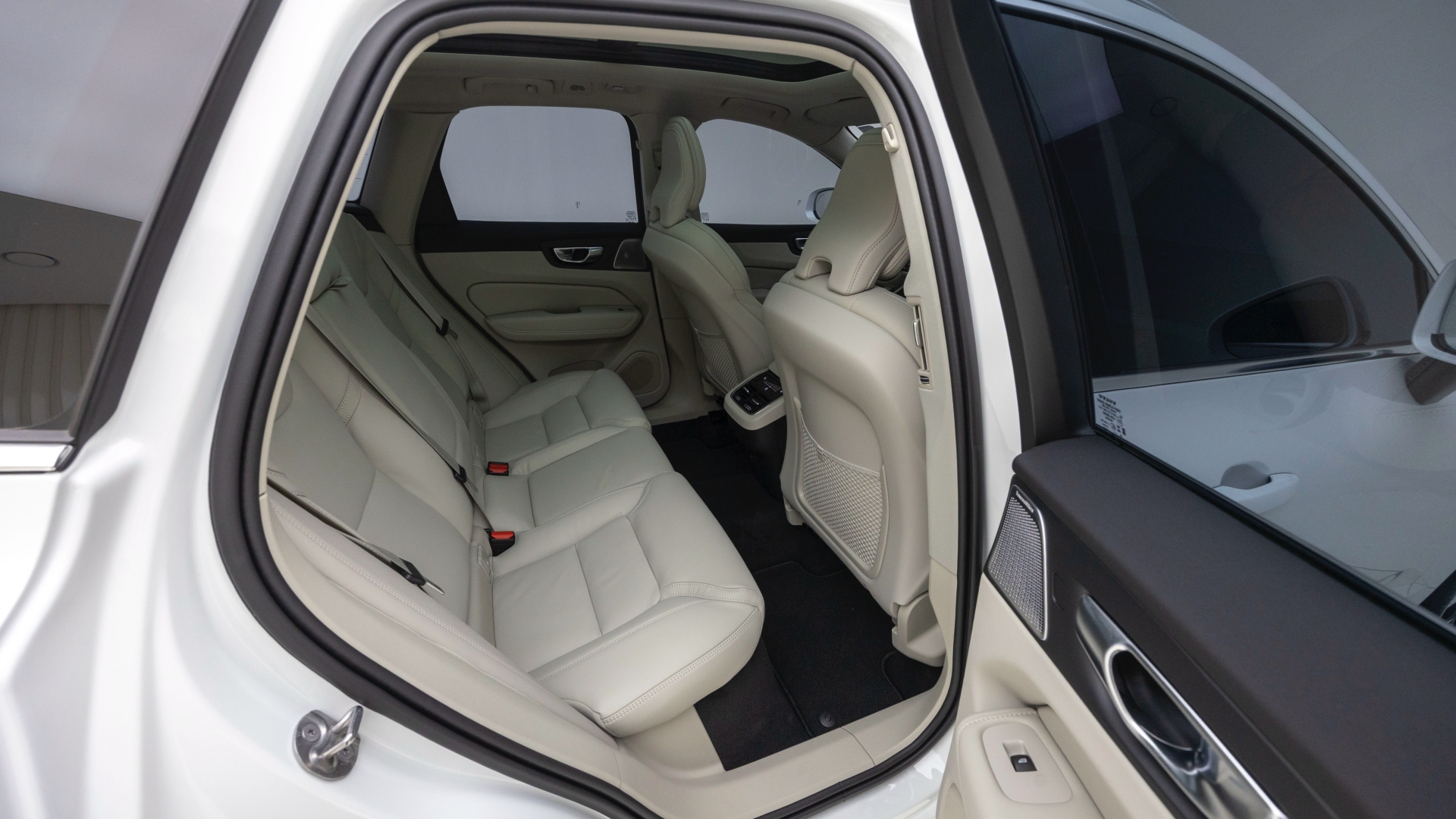볼보 XC60 사진 23